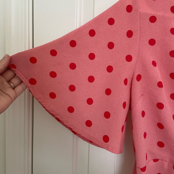 EUC | Mi Ami women’s pink polka dotted overlay tie blouse — medium - Picture 2 of 6